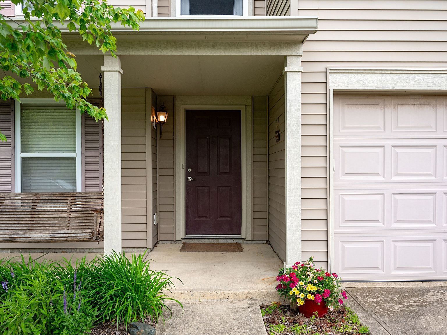 8211 Firefly Way Indianapolis, IN 46259 - Thumbnail 3