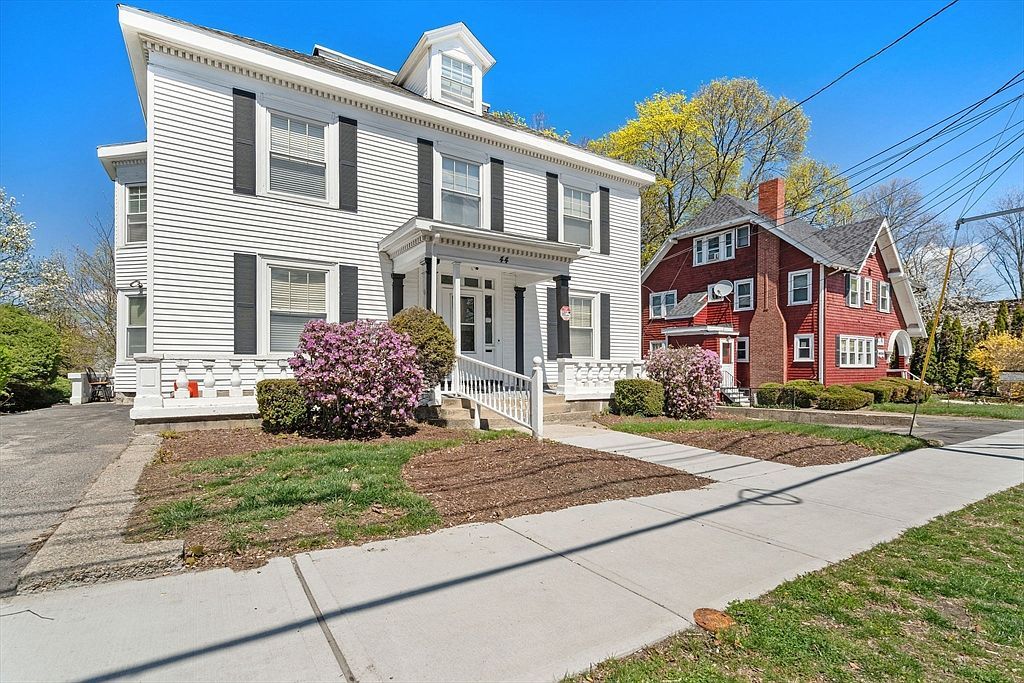 44 Greenleaf St Quincy, MA 02169 - Thumbnail 3