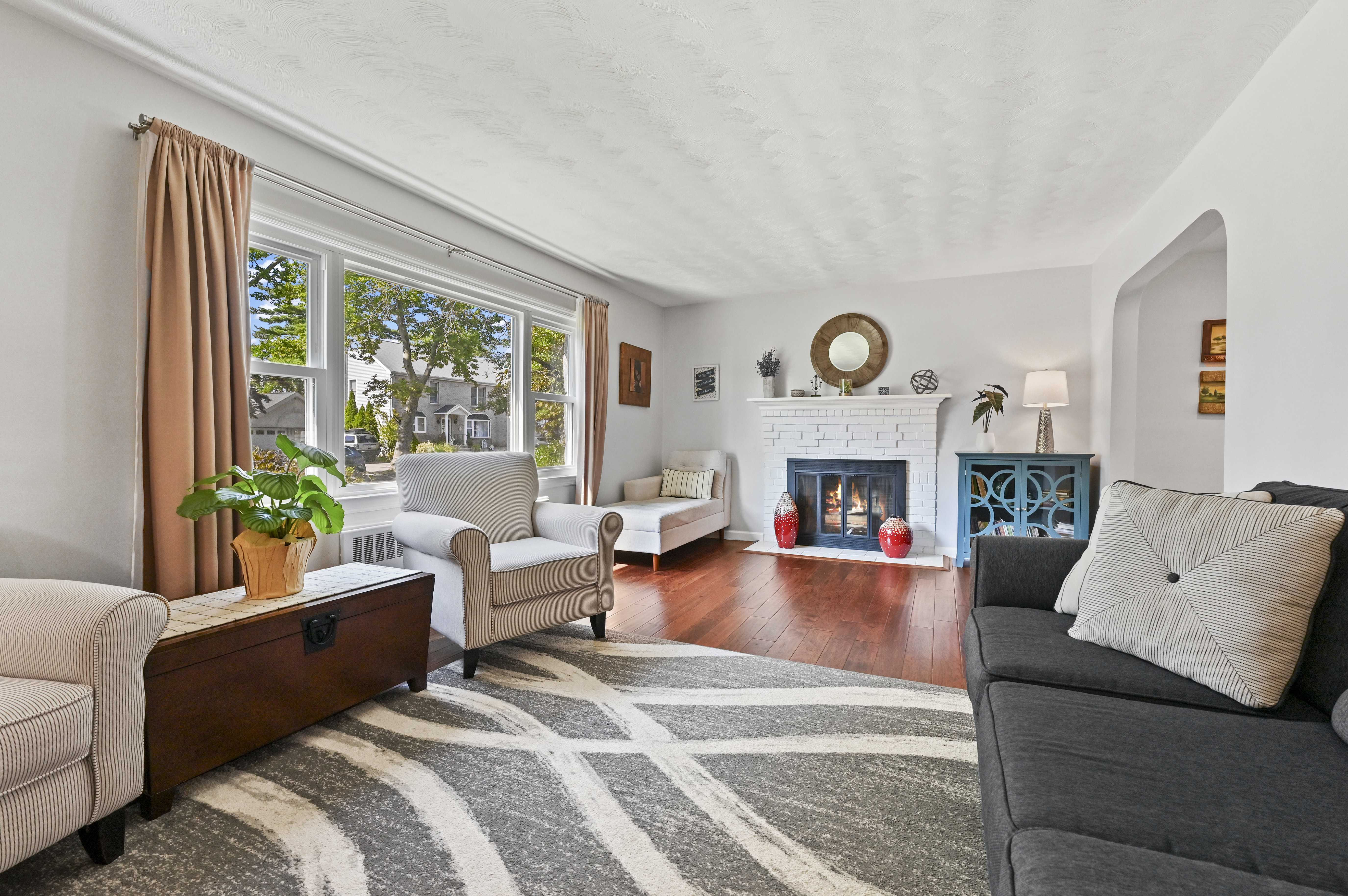 1069 Milburn Road, Valley Stream, NY, USA, 11580 - Thumbnail 3