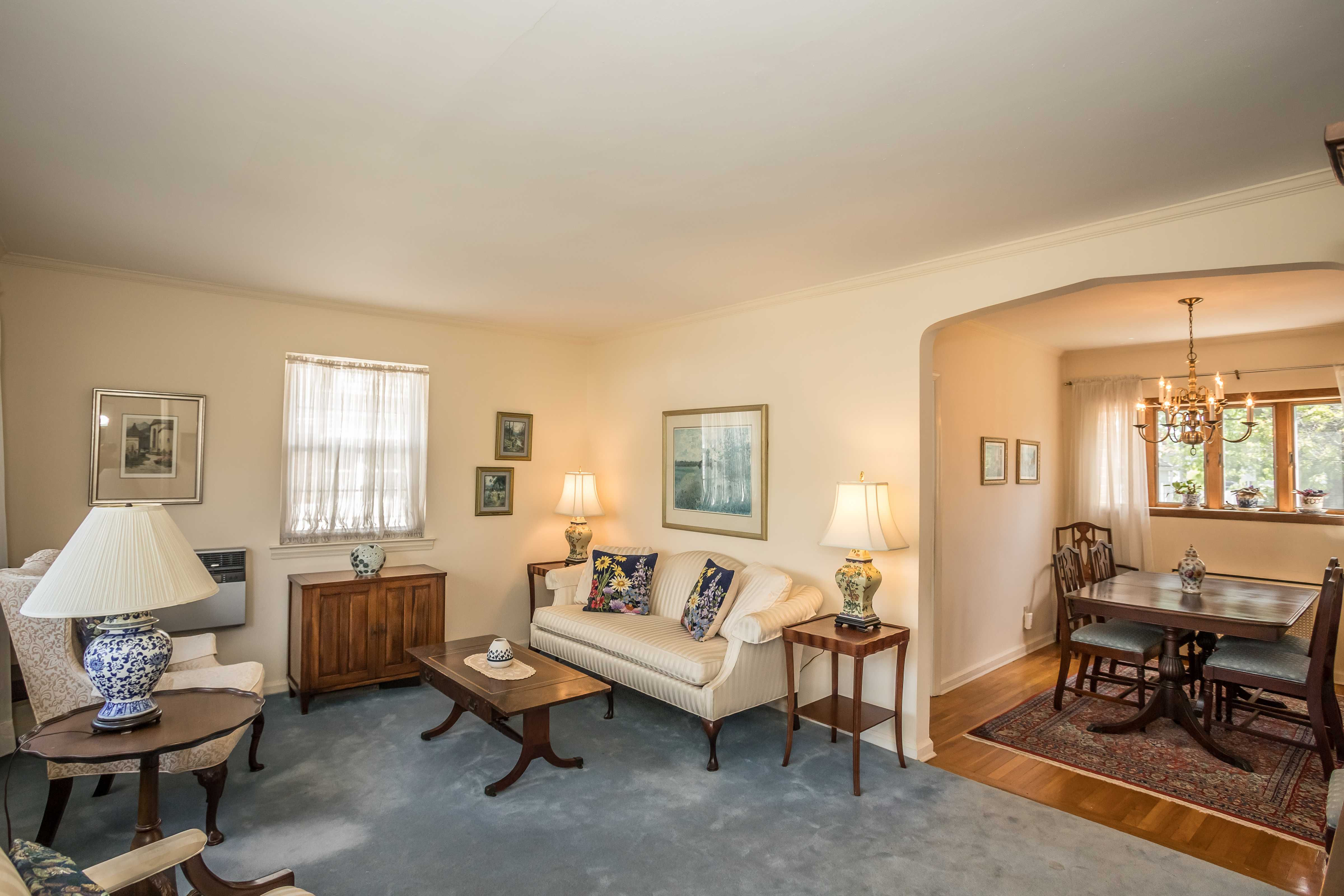 8 Carolyn Avenue, Valley Stream, NY, USA, 11580 - Thumbnail 3