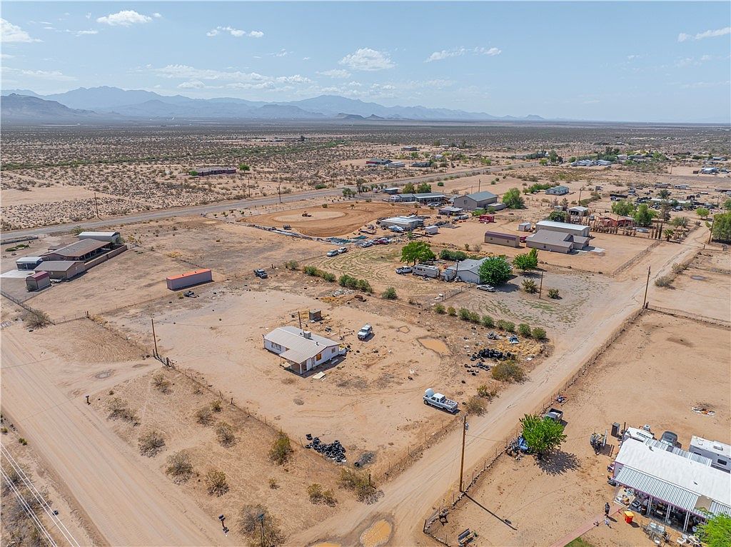 5546 W Diabase Dr Golden Valley, AZ 86413 - Thumbnail 3