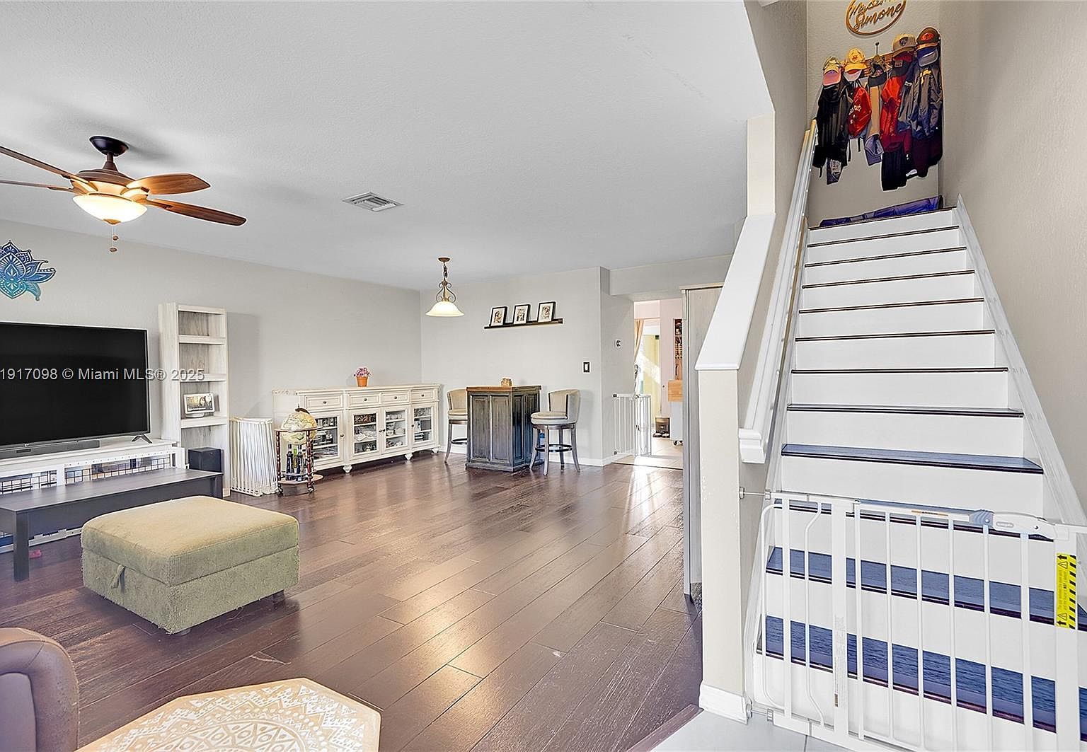 5933 Glasgow Way Tamarac, FL 33321 - Thumbnail 3