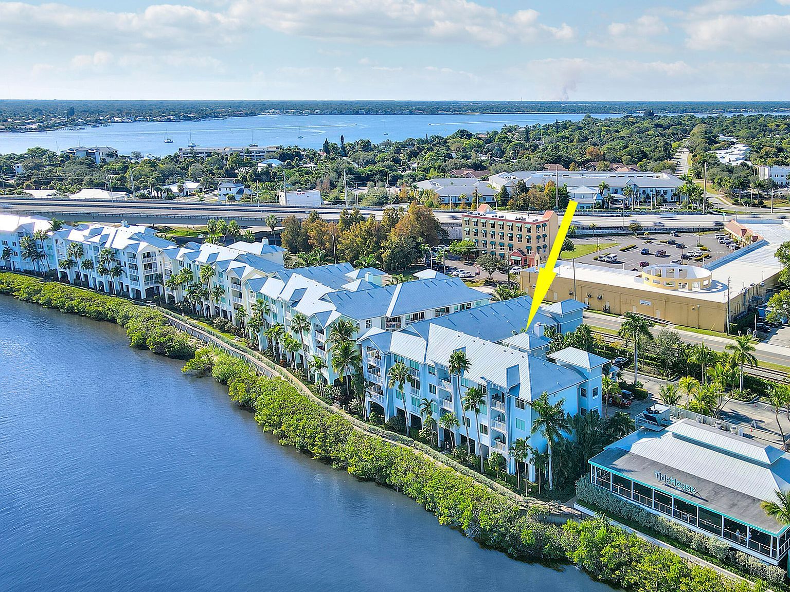 875 Flagler Ave APT 401 Stuart, FL 34994 - Thumbnail 3