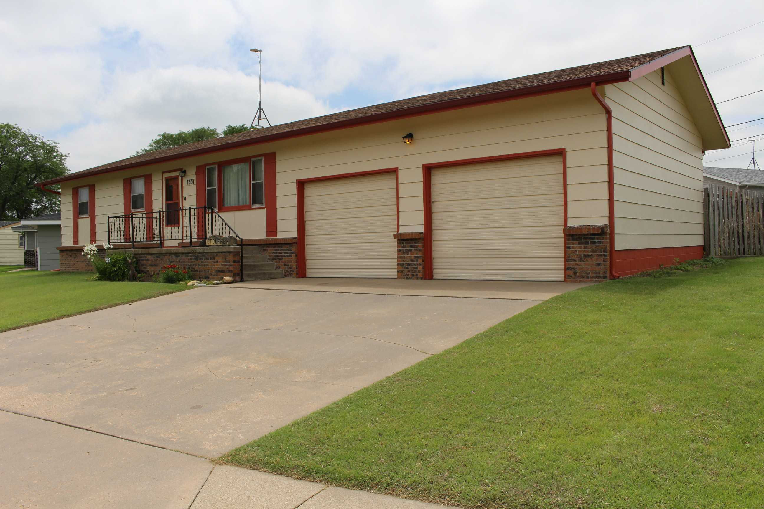 1331 Lawrence Drive, Hays, KS, USA, 67601 - Thumbnail 3