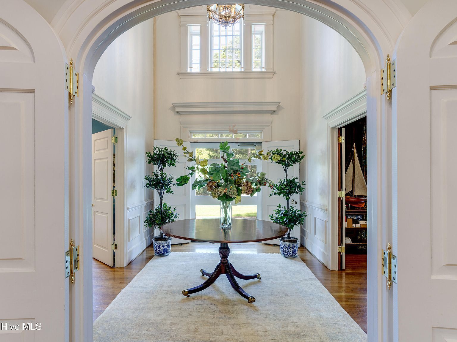 611 Queen Annes Rd Greenville, NC 27858 - Thumbnail 3