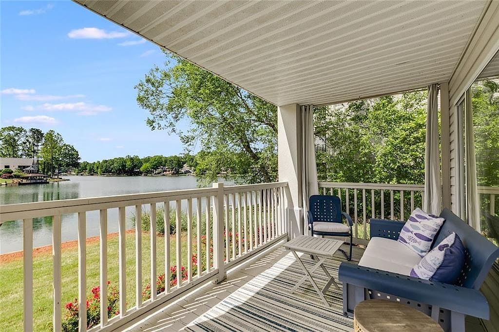 705 Berry Ct Villa Rica, GA 30180 - Thumbnail 3