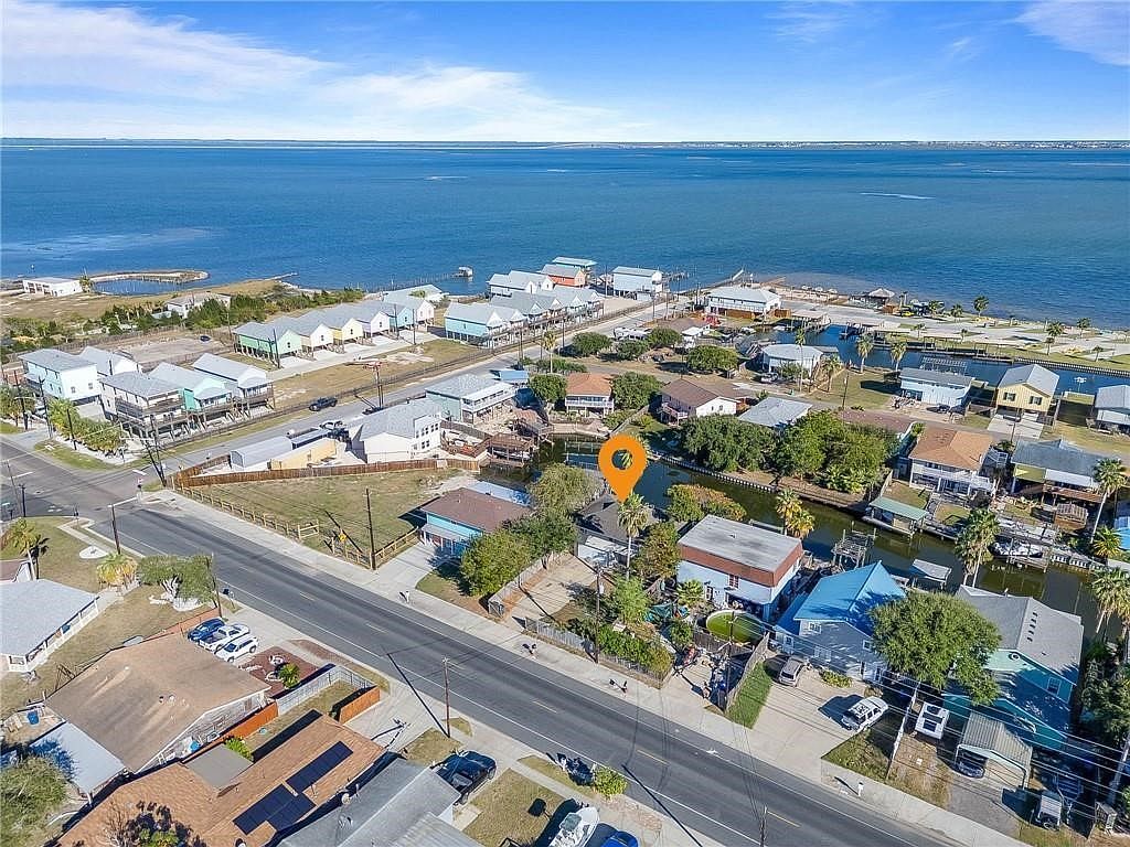 3117 Laguna Shores Rd Corpus Christi, TX 78418 - Thumbnail 3