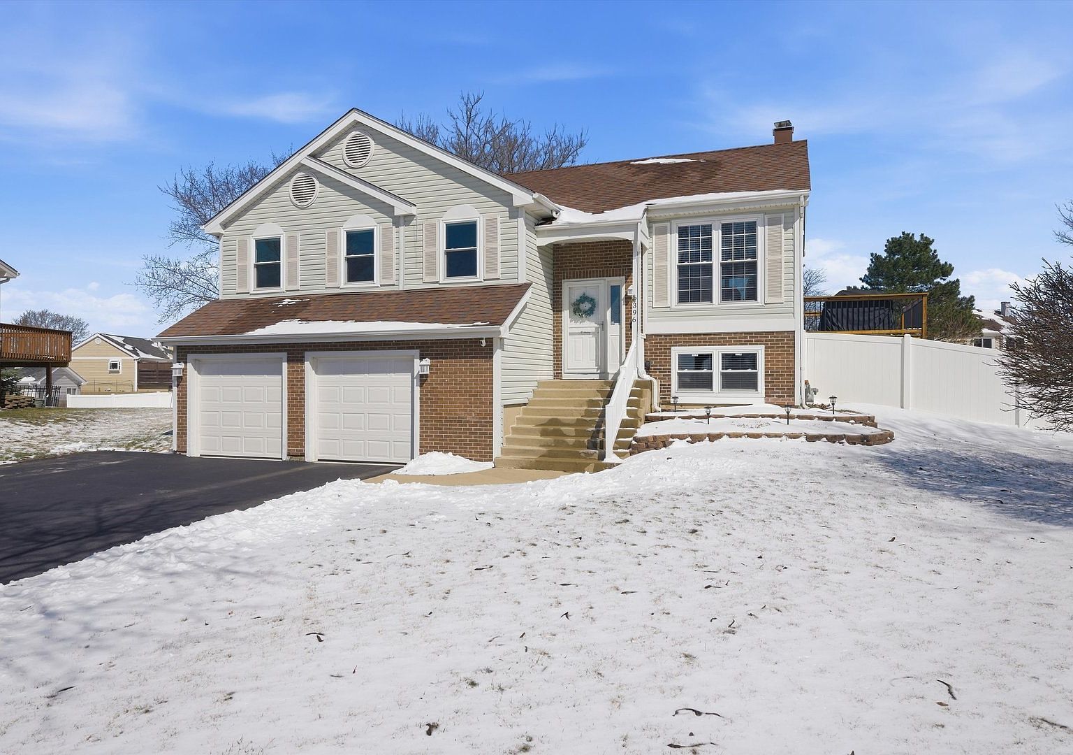 396 Nantucket Ct Bartlett, IL 60103 - Thumbnail 3