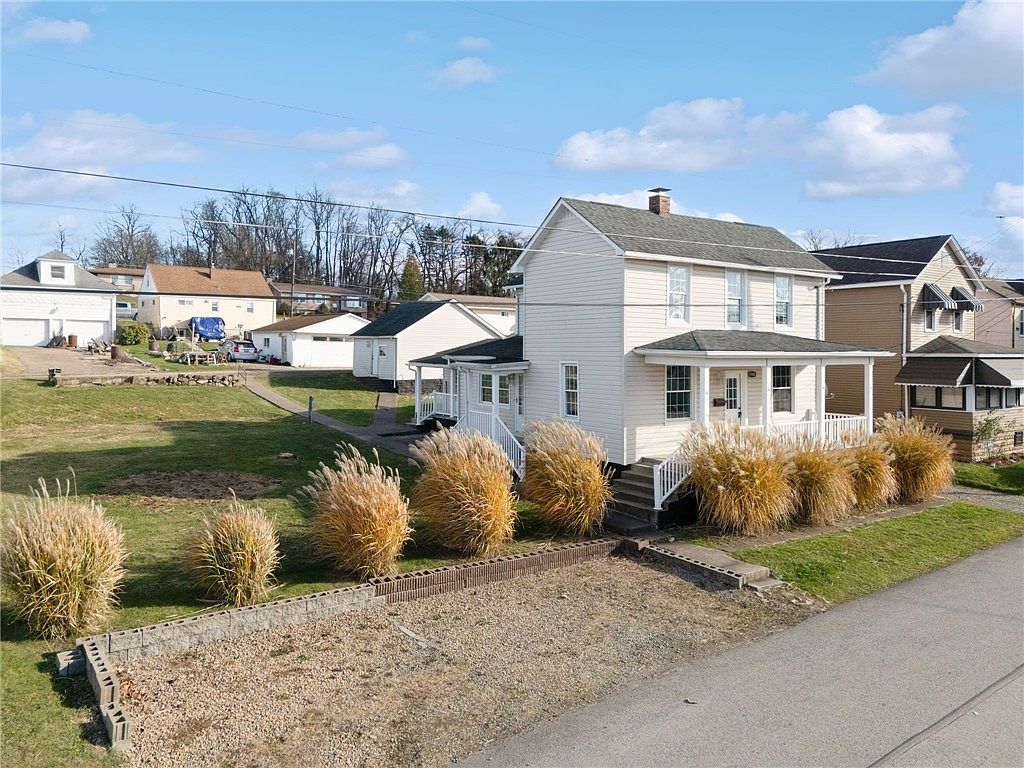 1908 Walnut Dr Latrobe, PA 15650 - Thumbnail 3