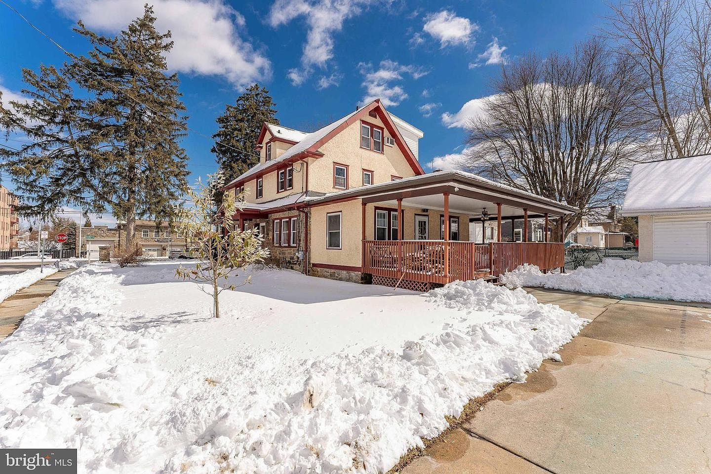 1232 Darby Rd Havertown, PA 19083 - Thumbnail 3