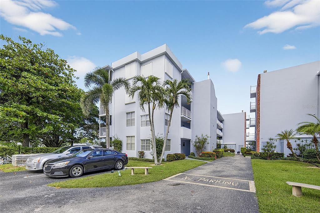 1820 New Palm Way APT 306 Boynton Beach, FL 33435 - Thumbnail 3