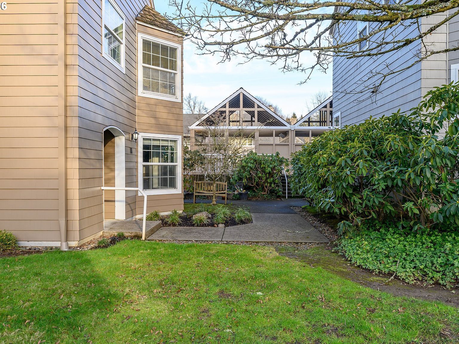 8635 SW Curry Dr Unit B Wilsonville, OR 97070 - Thumbnail 3