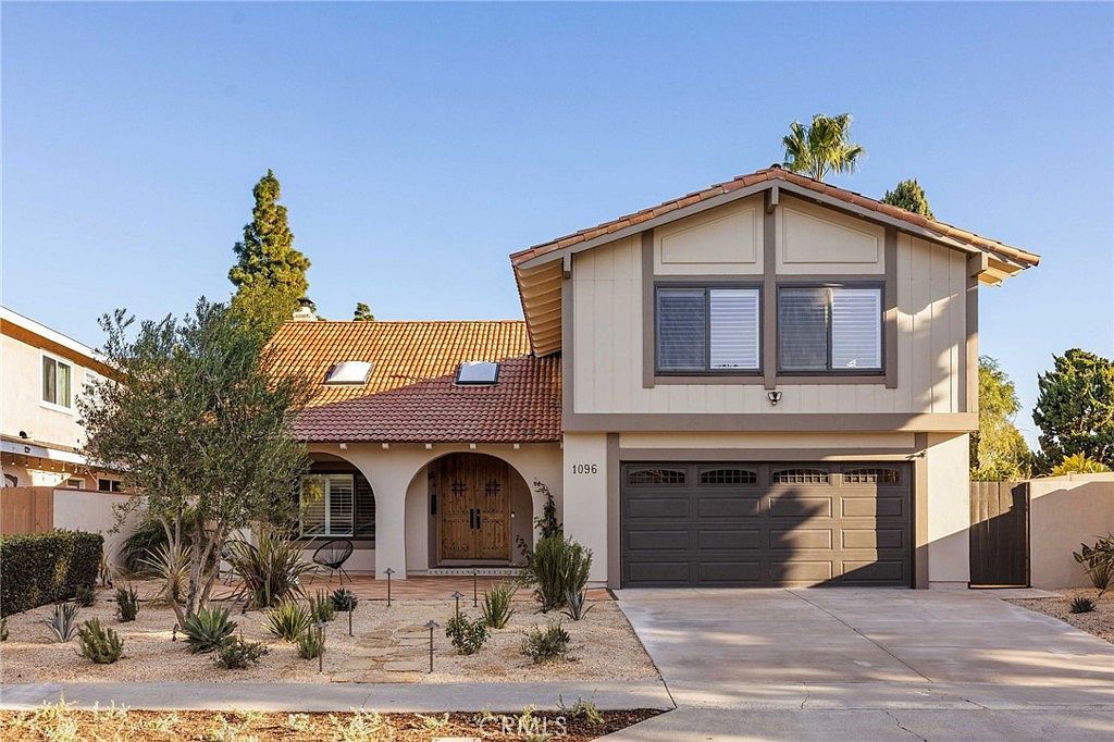 1096 Tulare Dr Costa Mesa, CA 92626 - Thumbnail 3