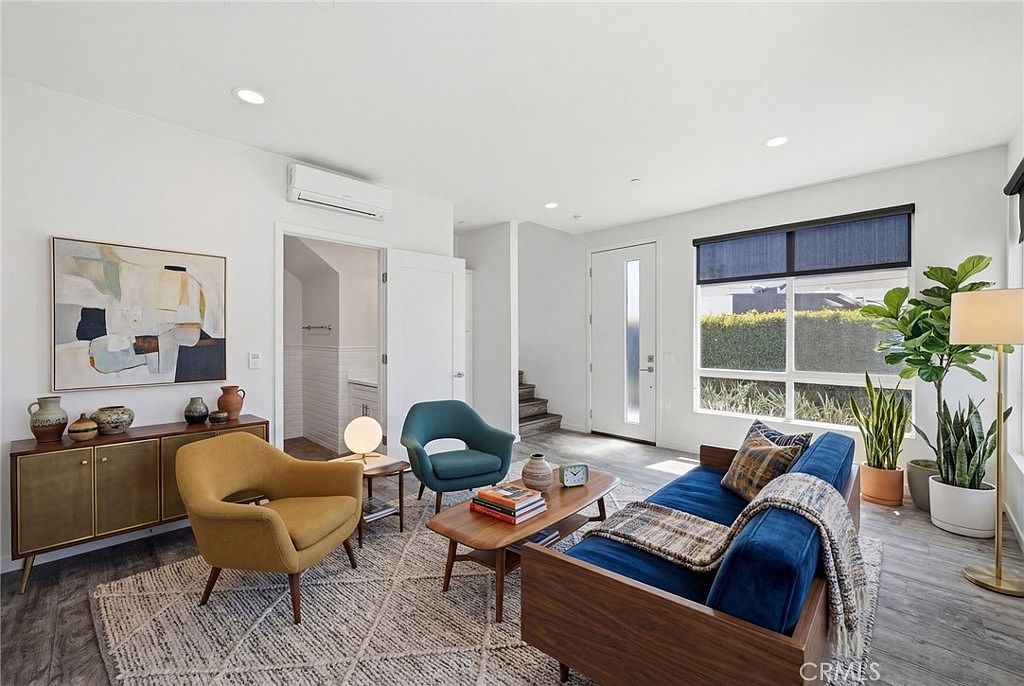 783 Wonder Ln Costa Mesa, CA 92627 - Thumbnail 3