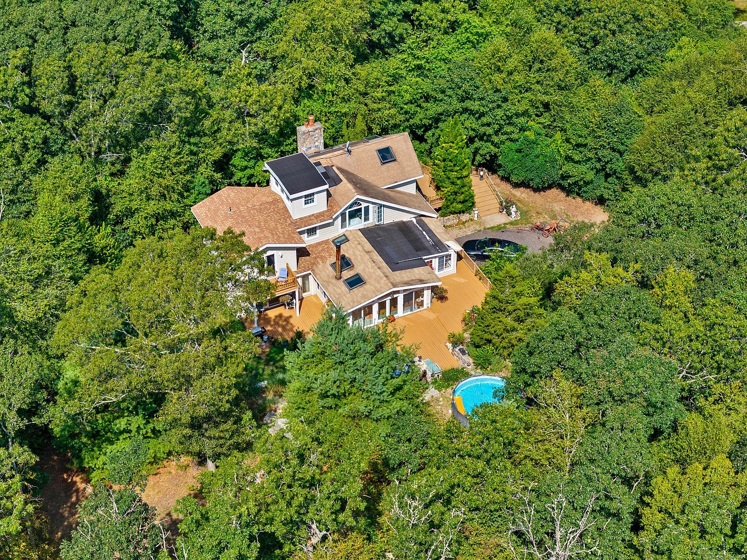 332 Lantern Hill Rd Mystic, CT 06355 - Thumbnail 3