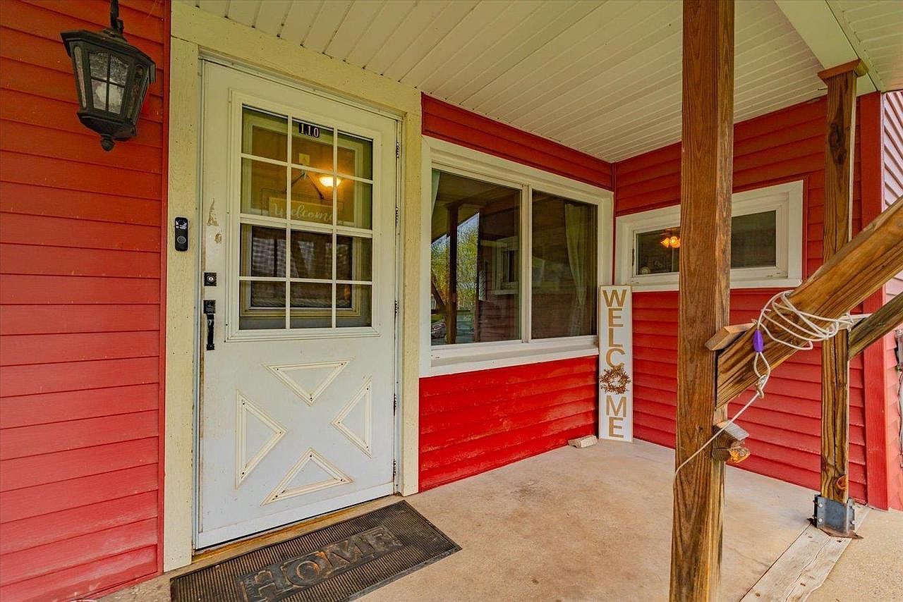 110 S Mill St Albany, WI 53502 - Thumbnail 3