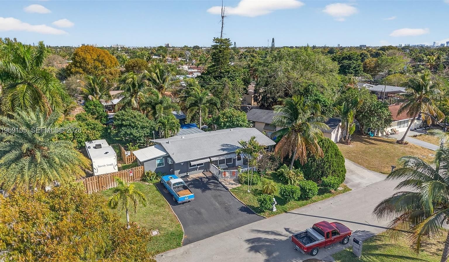 4280 NE 11th Ter Pompano Beach, FL 33064 - Thumbnail 3