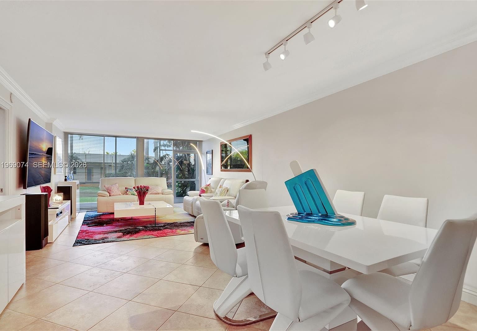 2731 NE 14th Street Cswy APT 115 Pompano Beach, FL 33062 - Thumbnail 3