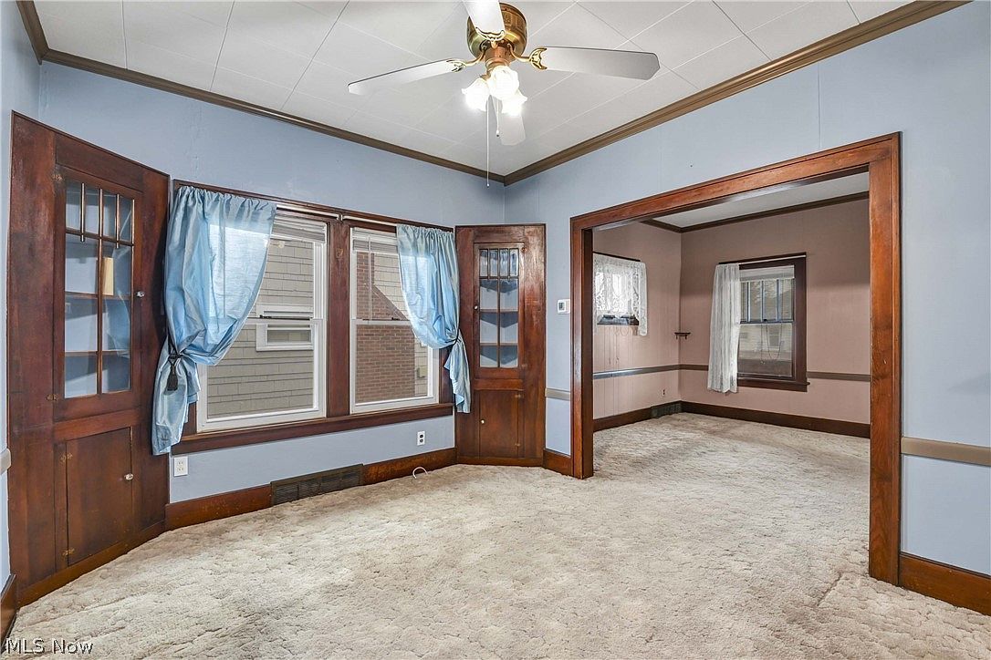 7510 Manhattan Ave Parma, OH 44129 - Thumbnail 3