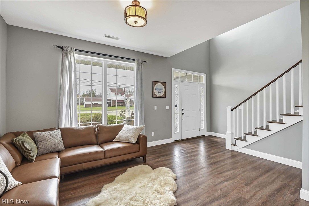 3606 Walter Rd North Olmsted, OH 44070 - Thumbnail 3