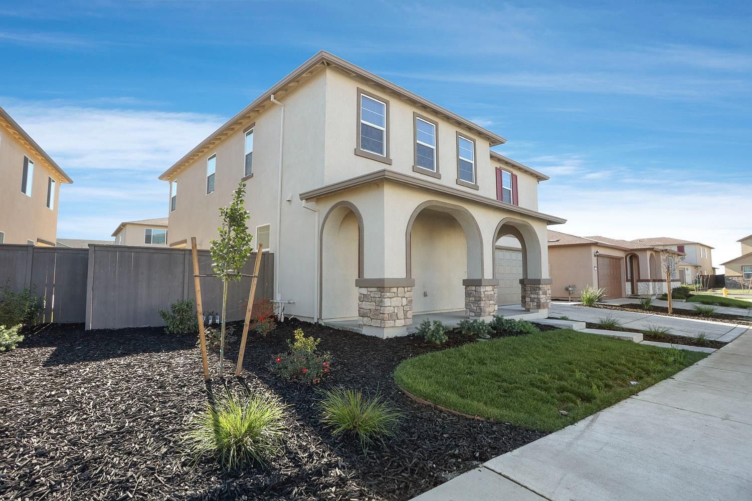 7048 Blue Bay Ln Stockton, CA 95219 - Thumbnail 3