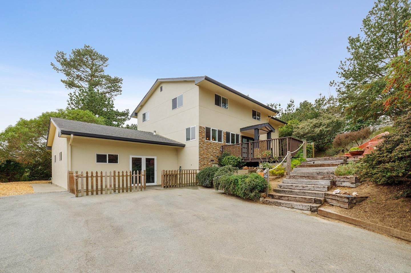 1790 Sunshine Valley Rd Moss Beach, CA 94038 - Thumbnail 3