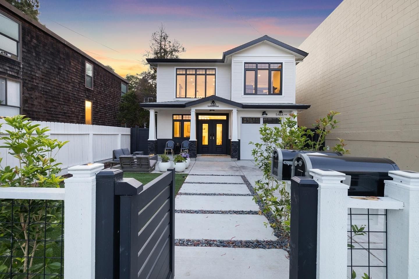 546 Oxford Ave Palo Alto, CA 94306 - Thumbnail 3