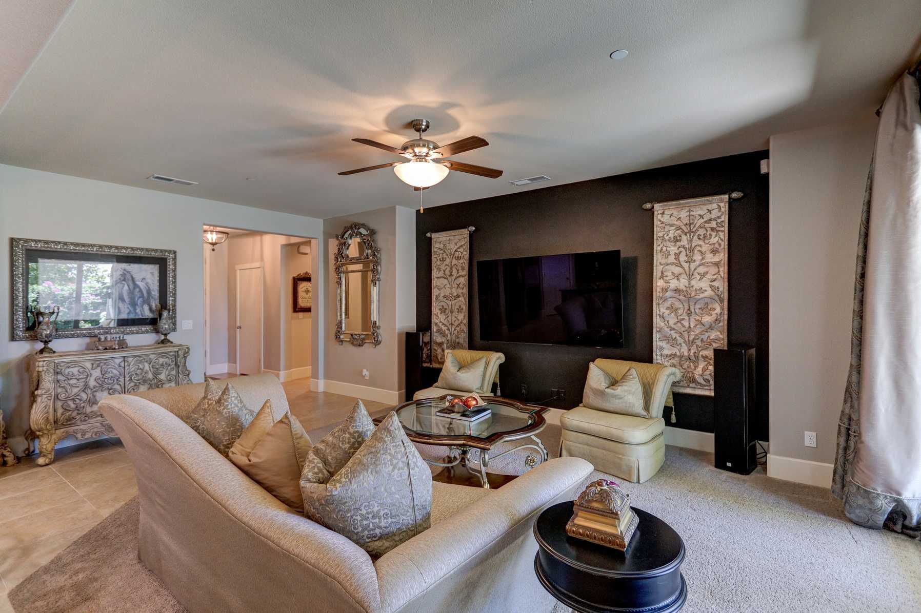 1642 North Broadbent Lane, Clovis, CA, USA, 93619 - Thumbnail 4