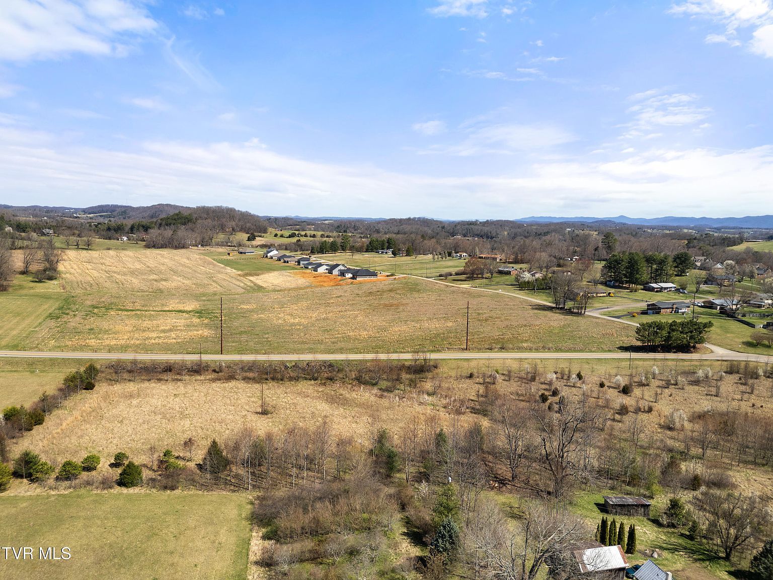 19 Greenwood Rd Afton, TN 37616 - Thumbnail 3