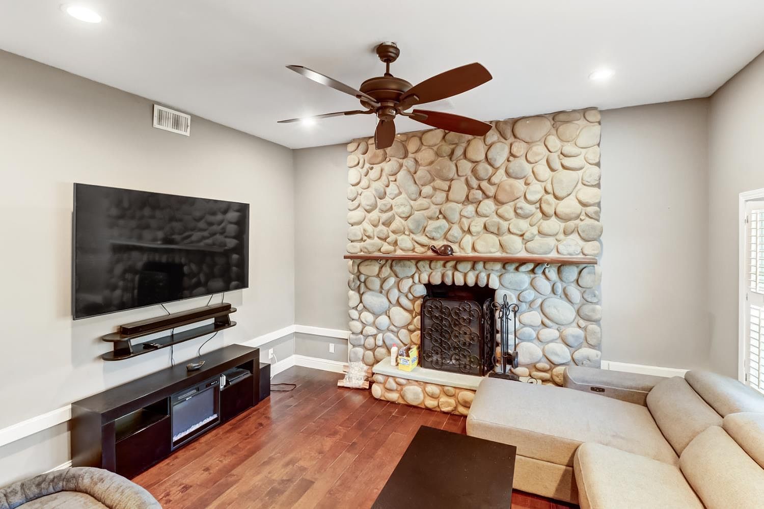 7320 Douglas Blvd Granite Bay, CA 95746 - Thumbnail 3