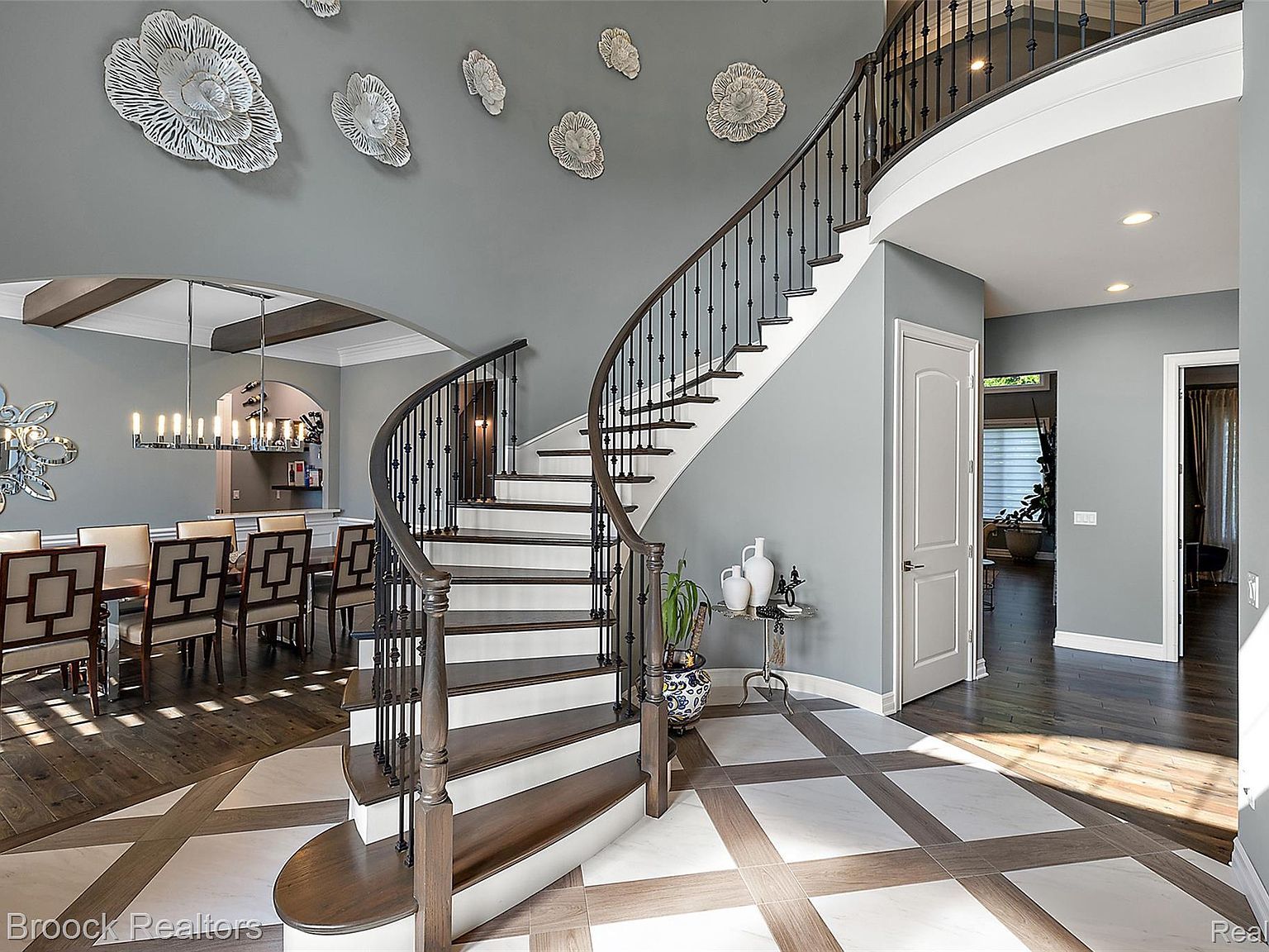 3888 Thatcher Dr Rochester Hills, MI 48309 - Thumbnail 3