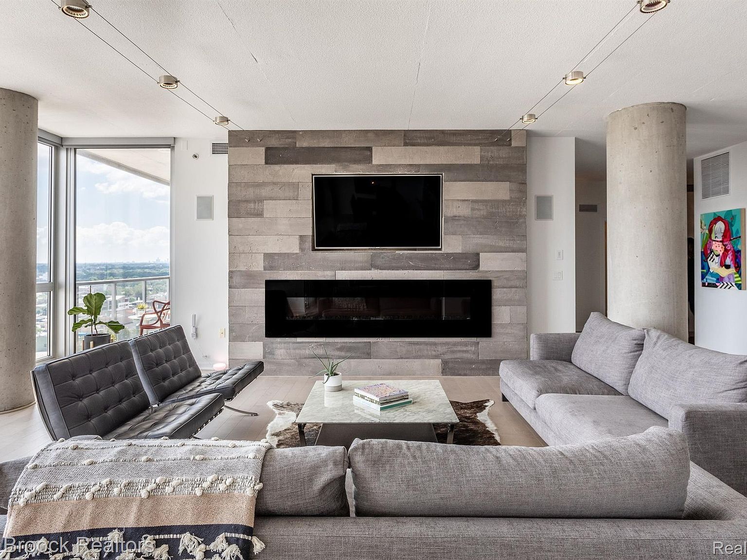 432 S Washington Ave UNIT 1701 Royal Oak, MI 48067 - Thumbnail 3