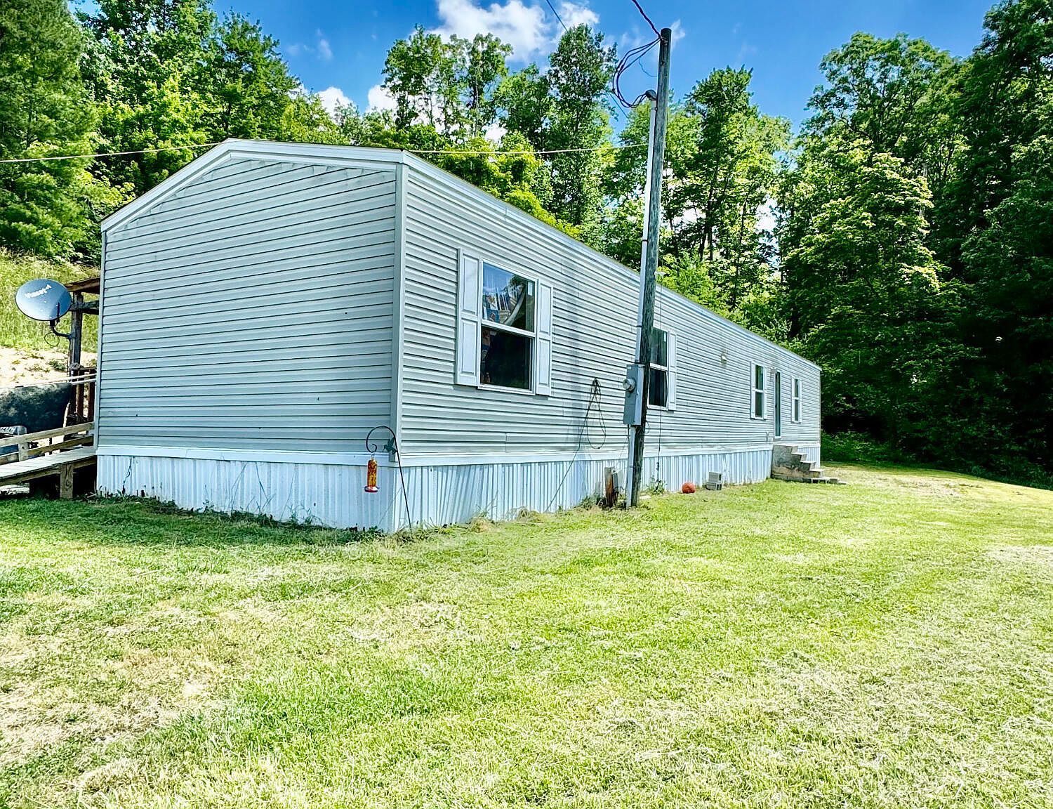 1060 Veneable School Rd Booneville, KY 41314 - Thumbnail 3