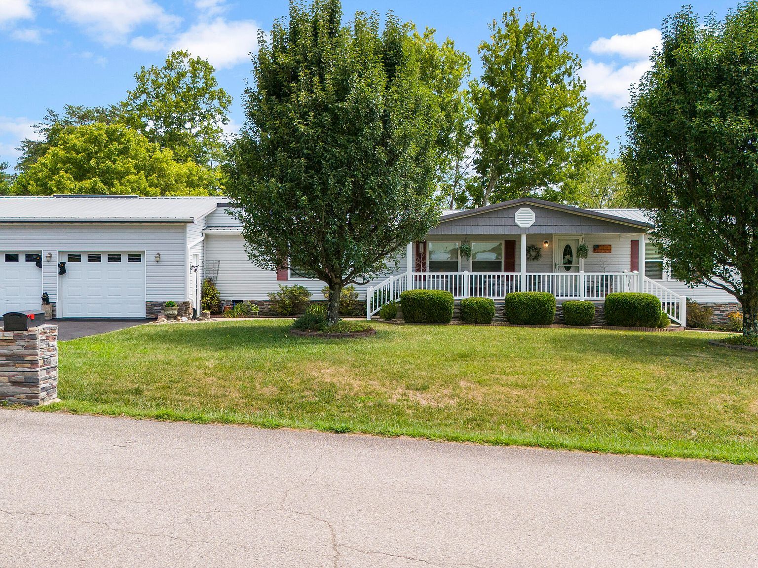 26 Hickory Rd West Liberty, KY 41472 - Thumbnail 3