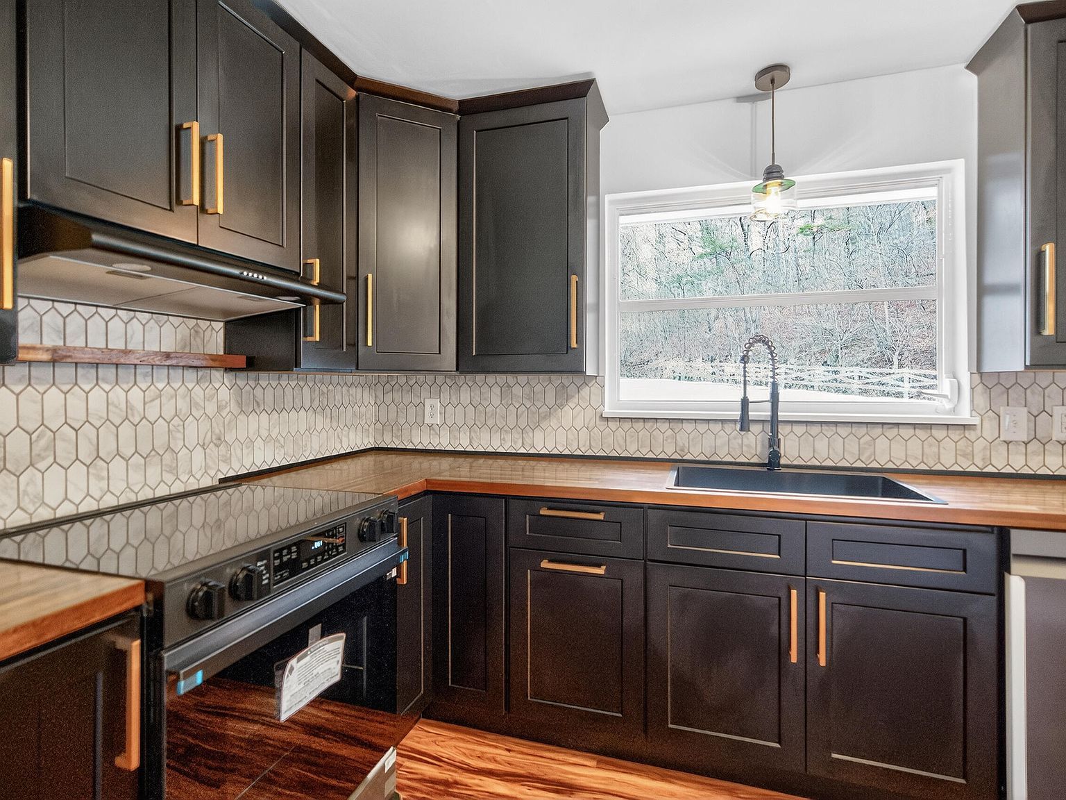 8076 Highway 638 Manchester, KY 40962 - Thumbnail 3