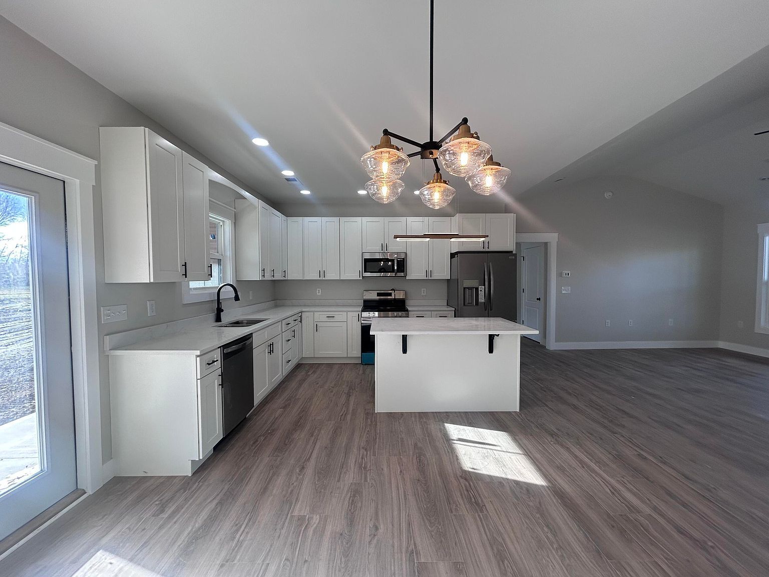 107 Stonegate Dr Danville, KY 40422 - Thumbnail 3