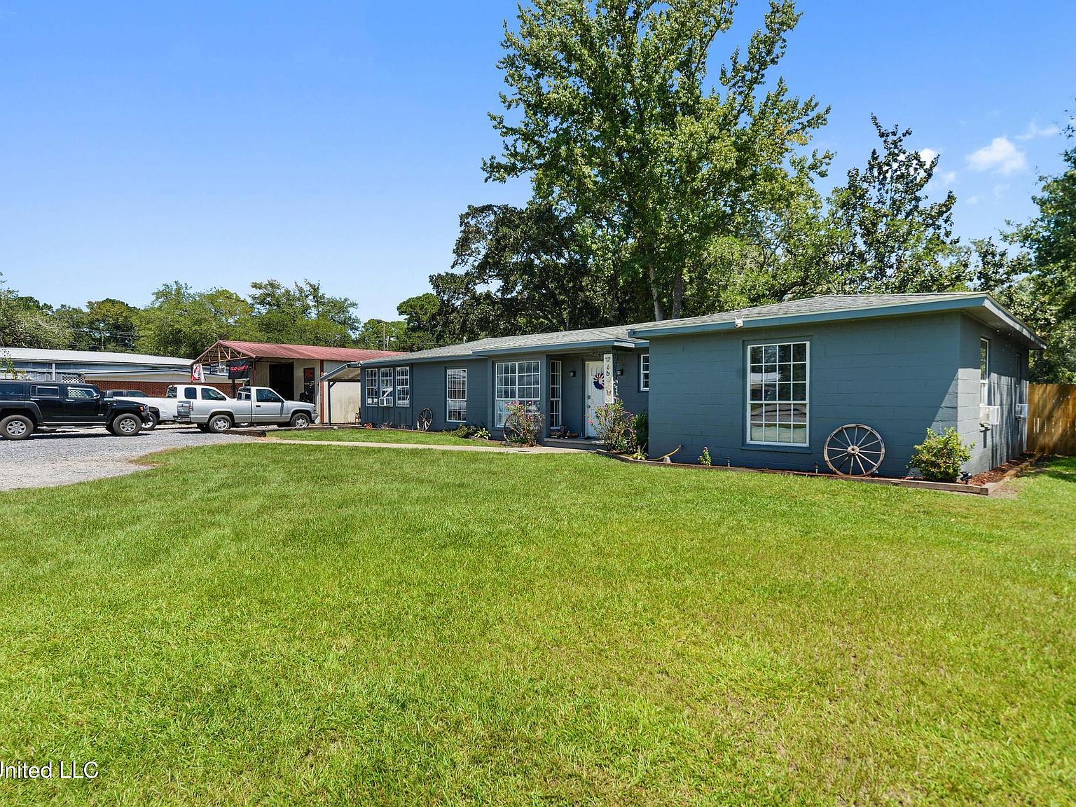 7621 Elder Ferry Rd Moss Point, MS 39563 - Thumbnail 3