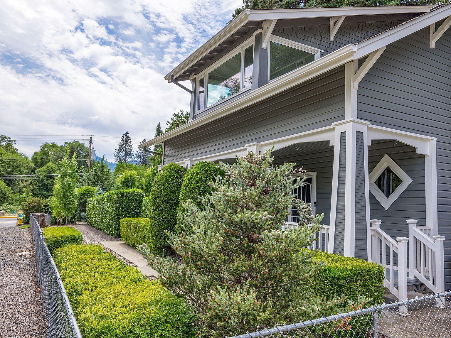 111 Cedar St Rogue River, OR 97537 - Thumbnail 3