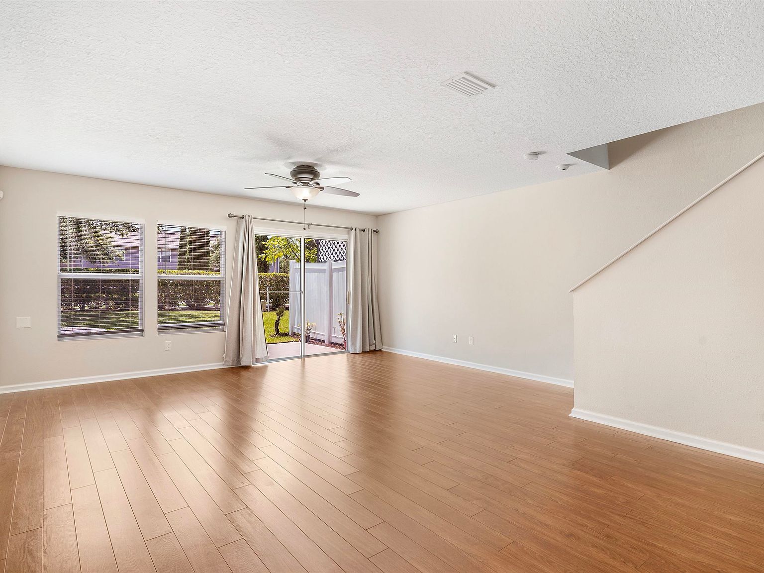 225 E Pisa Pl Saint Augustine, FL 32084 - Thumbnail 3