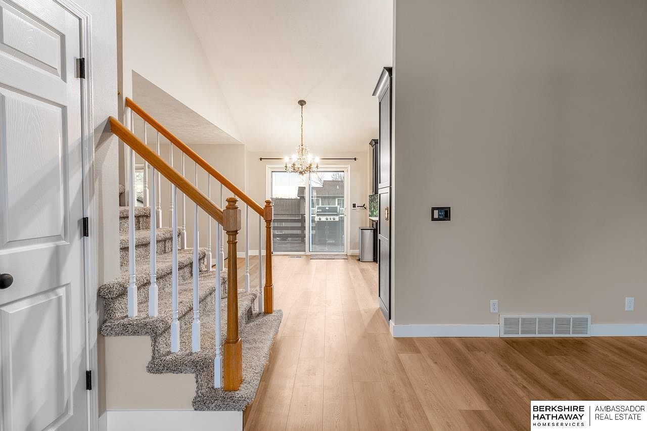 14518 Grand Ave Omaha, NE 68116 - Thumbnail 3