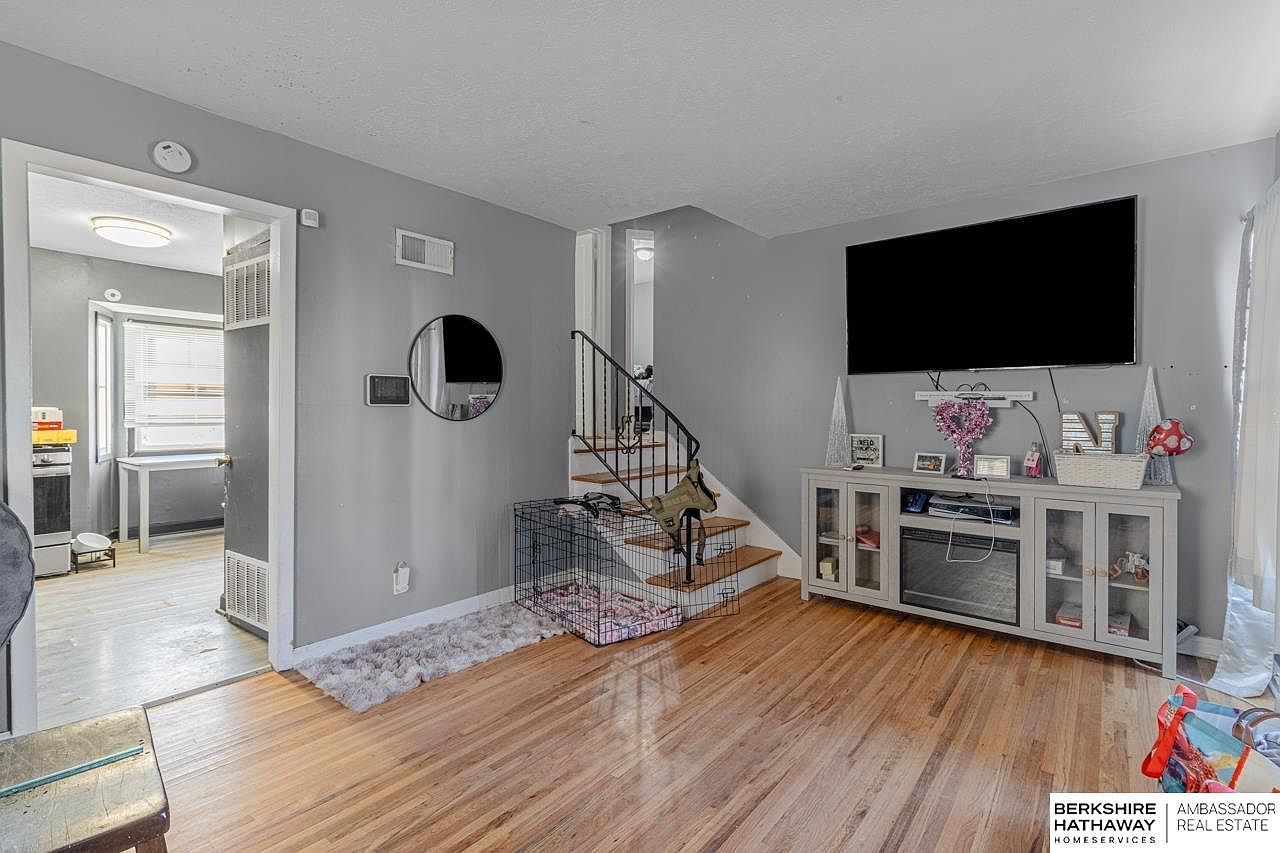 3708 N 36th Ave Omaha, NE 68111 - Thumbnail 3