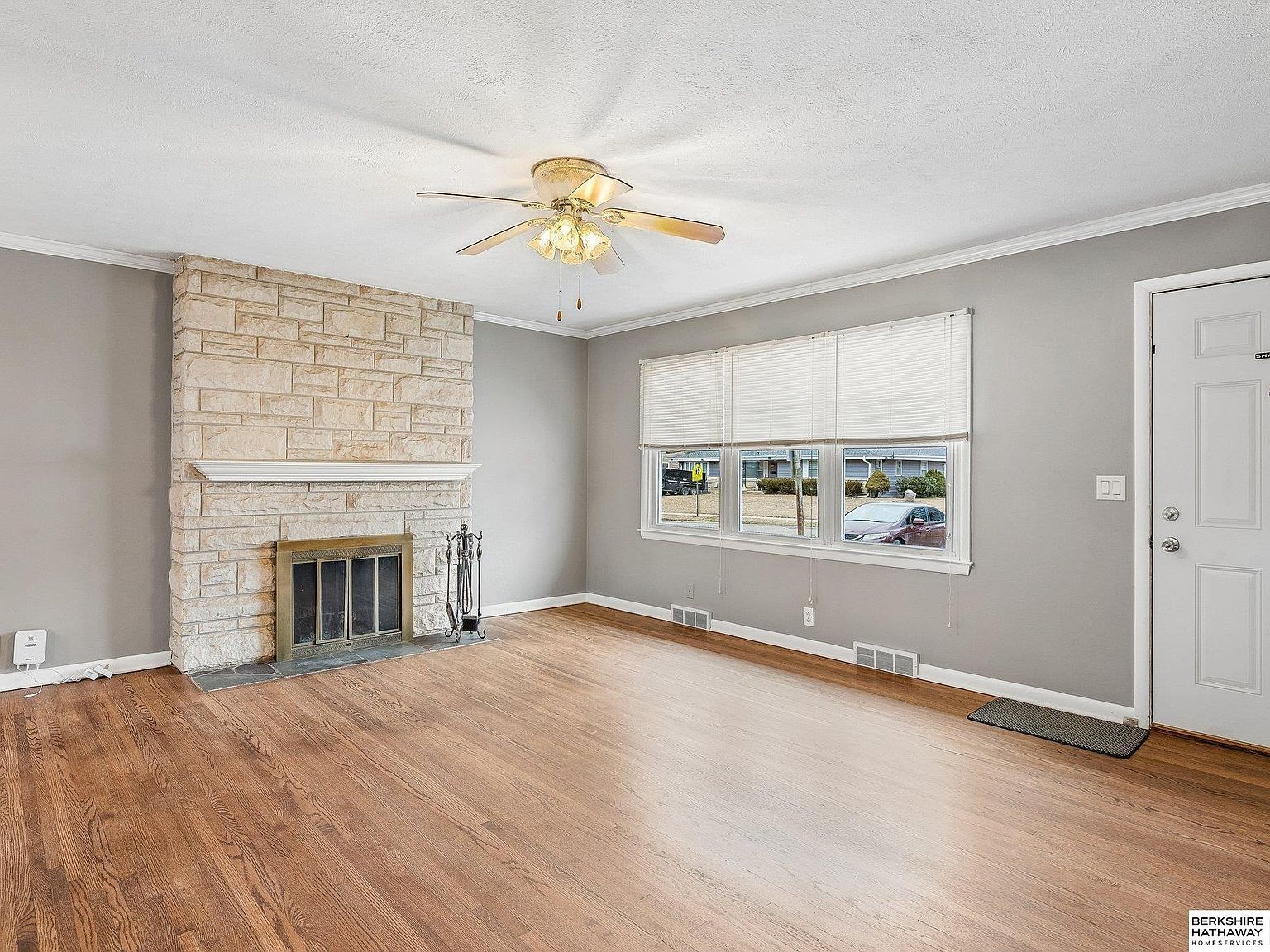 7271 Hascall St Omaha, NE 68124 - Thumbnail 3