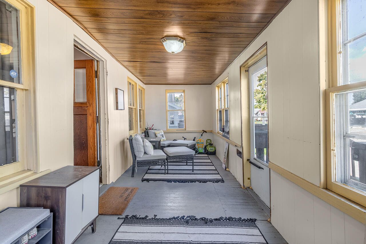 2649 Avenue B Council Bluffs, IA 51501 - Thumbnail 3