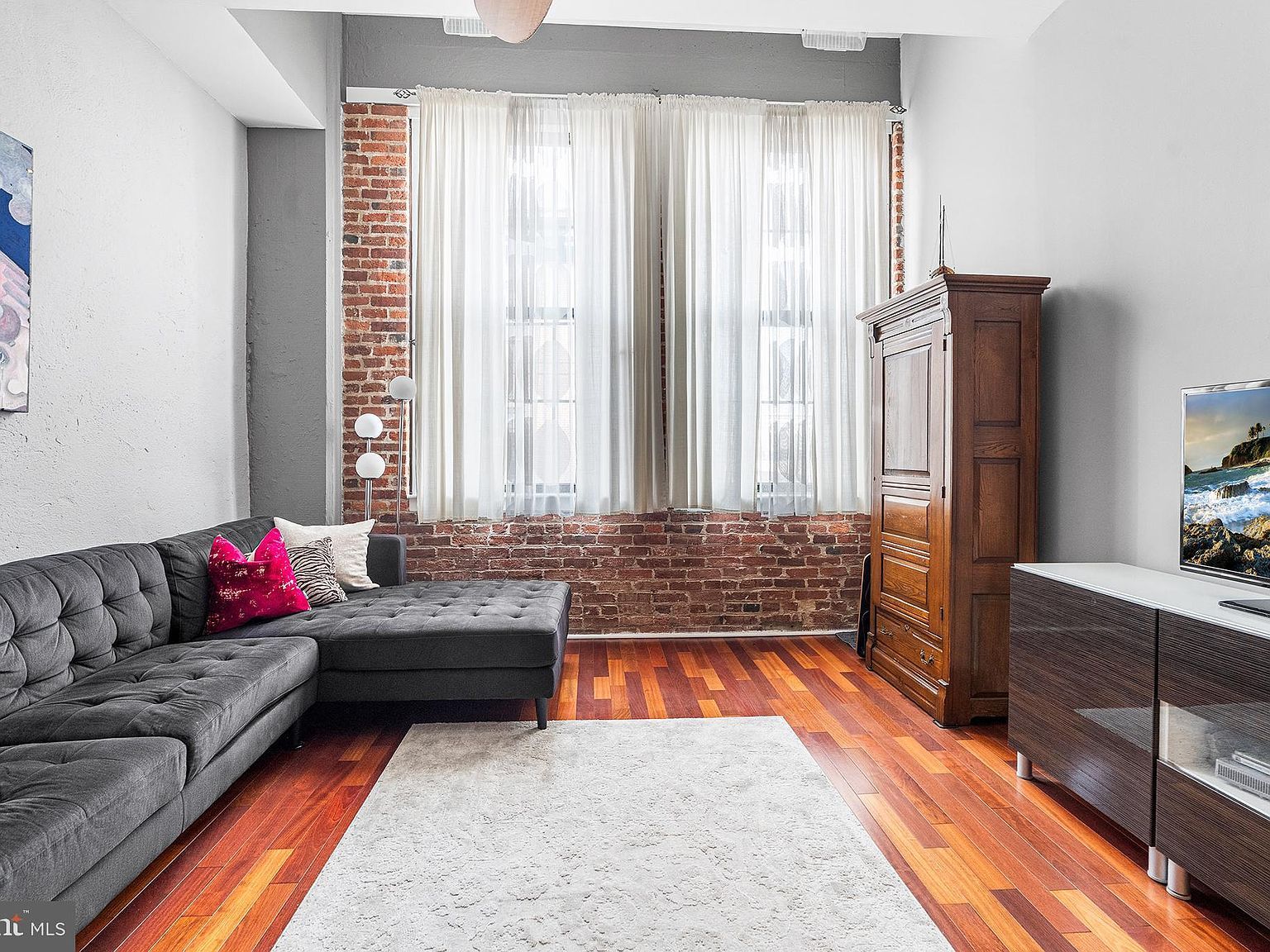 315 New St APT 412 Philadelphia, PA 19106 - Thumbnail 3