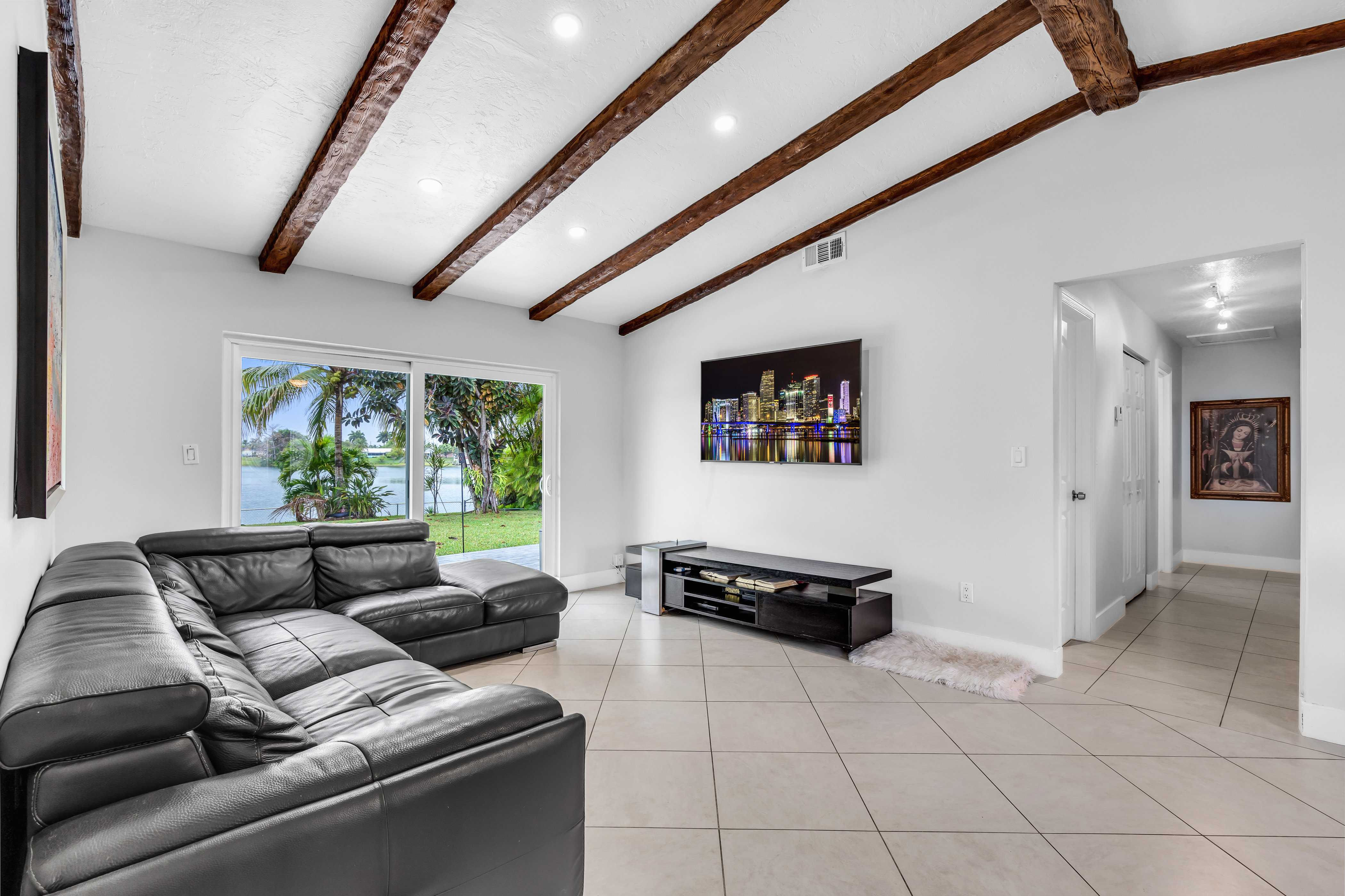 16503 SW 111th Ave, Miami, FL, USA, 33157 - Thumbnail 3