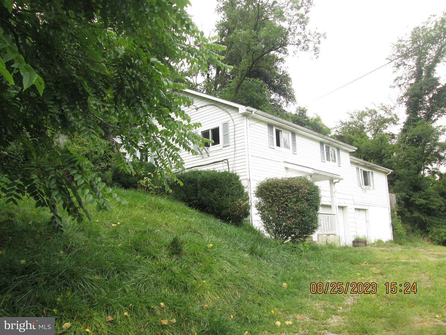 202 Elk Ave Fairmont, WV 26554 - Thumbnail 3