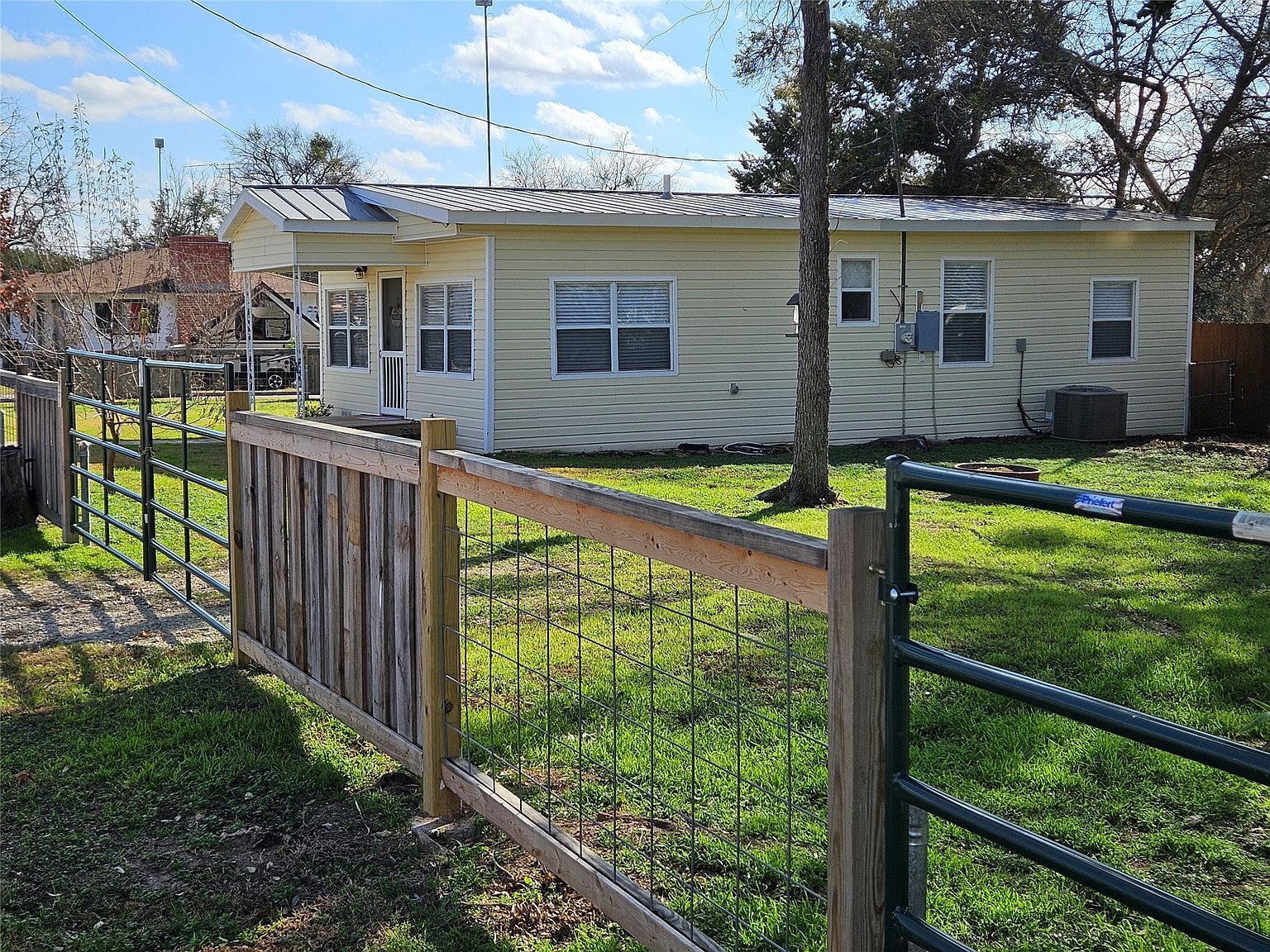 172 County Road 1313 Morgan, TX 76671 - Thumbnail 3