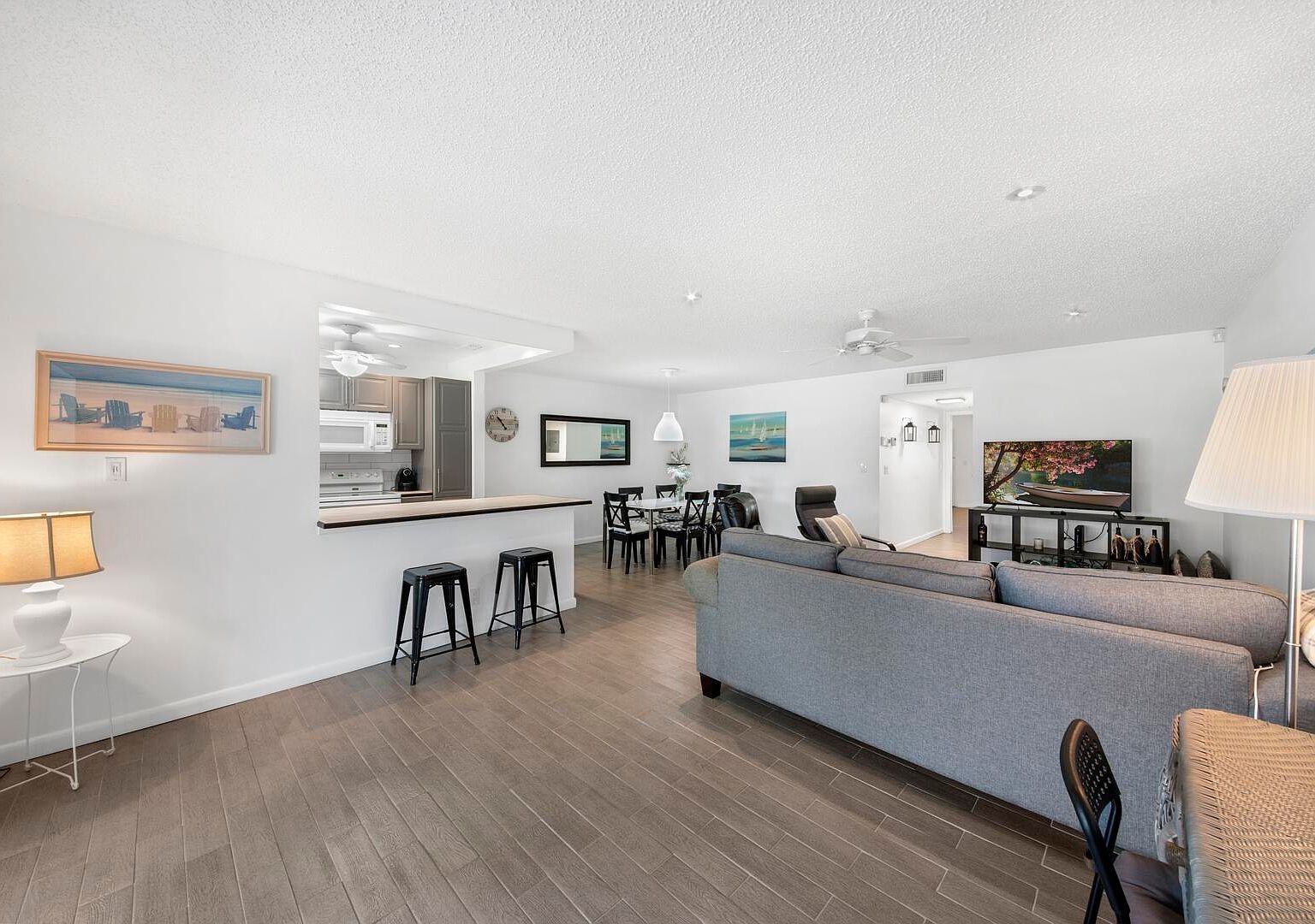 1382 High Point Way UNIT C Delray Beach, FL 33445 - Thumbnail 3