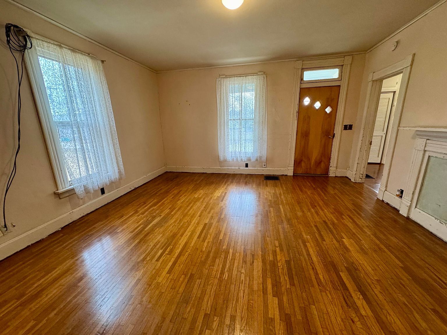 607 W Elm St Fayette, MO 65248 - Thumbnail 3