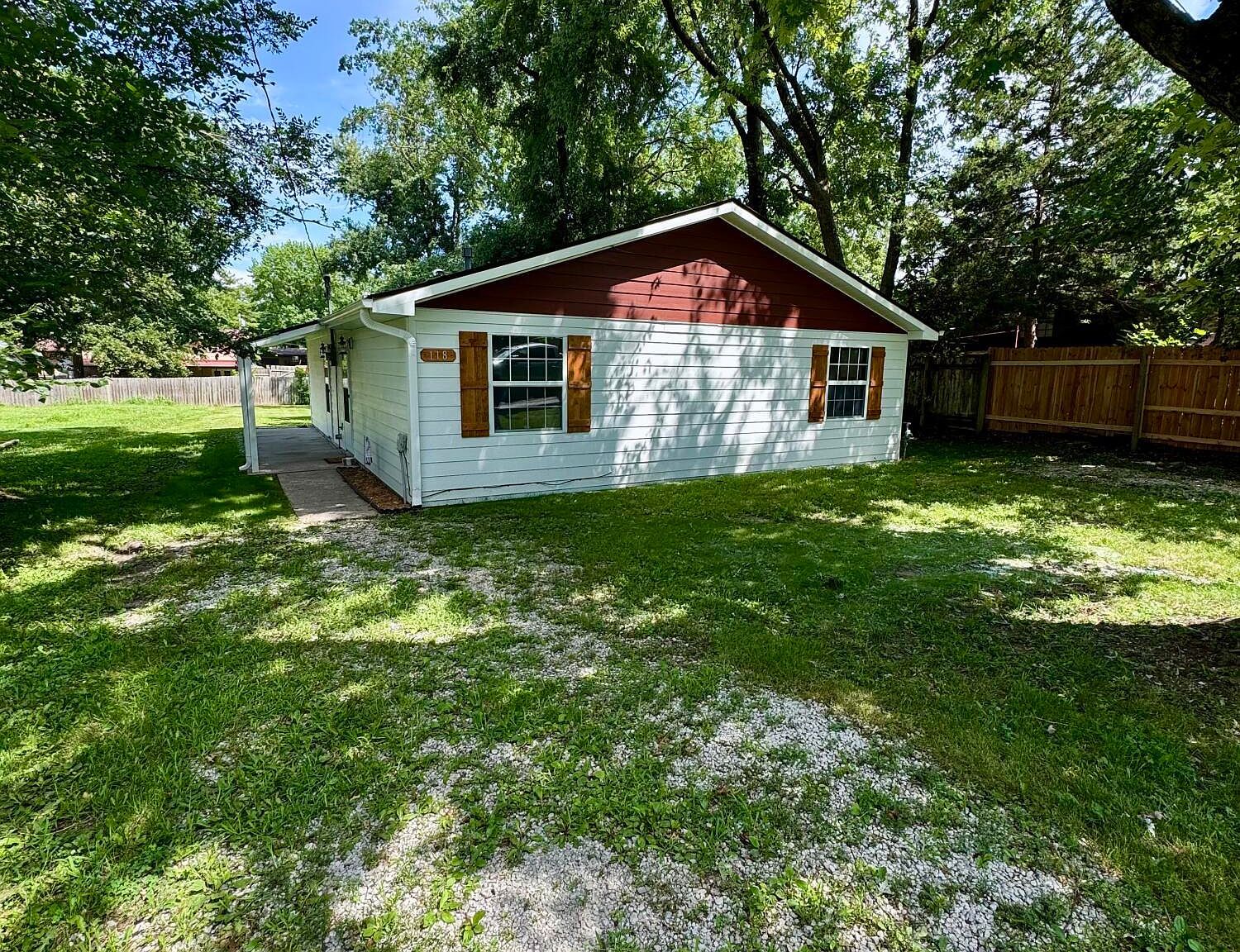 118 Wesley Ave Hallsville, MO 65255 - Thumbnail 3